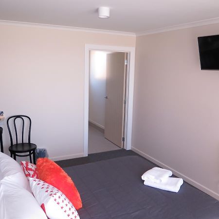 Wheels&Reels Accommodation Mossburn Buitenkant foto