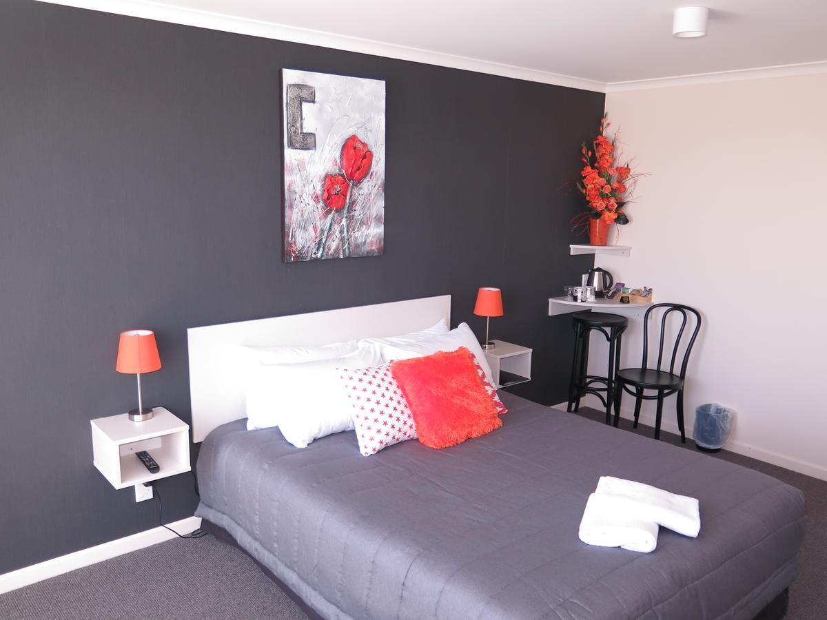 Wheels&Reels Accommodation Mossburn Buitenkant foto